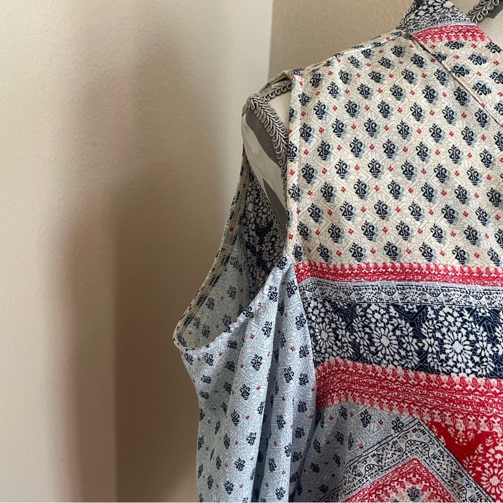 Chico's Patterned Blouse with Bow & Open Shoulder - Long Sleeve - Size: 2 - Picture 3 of 8